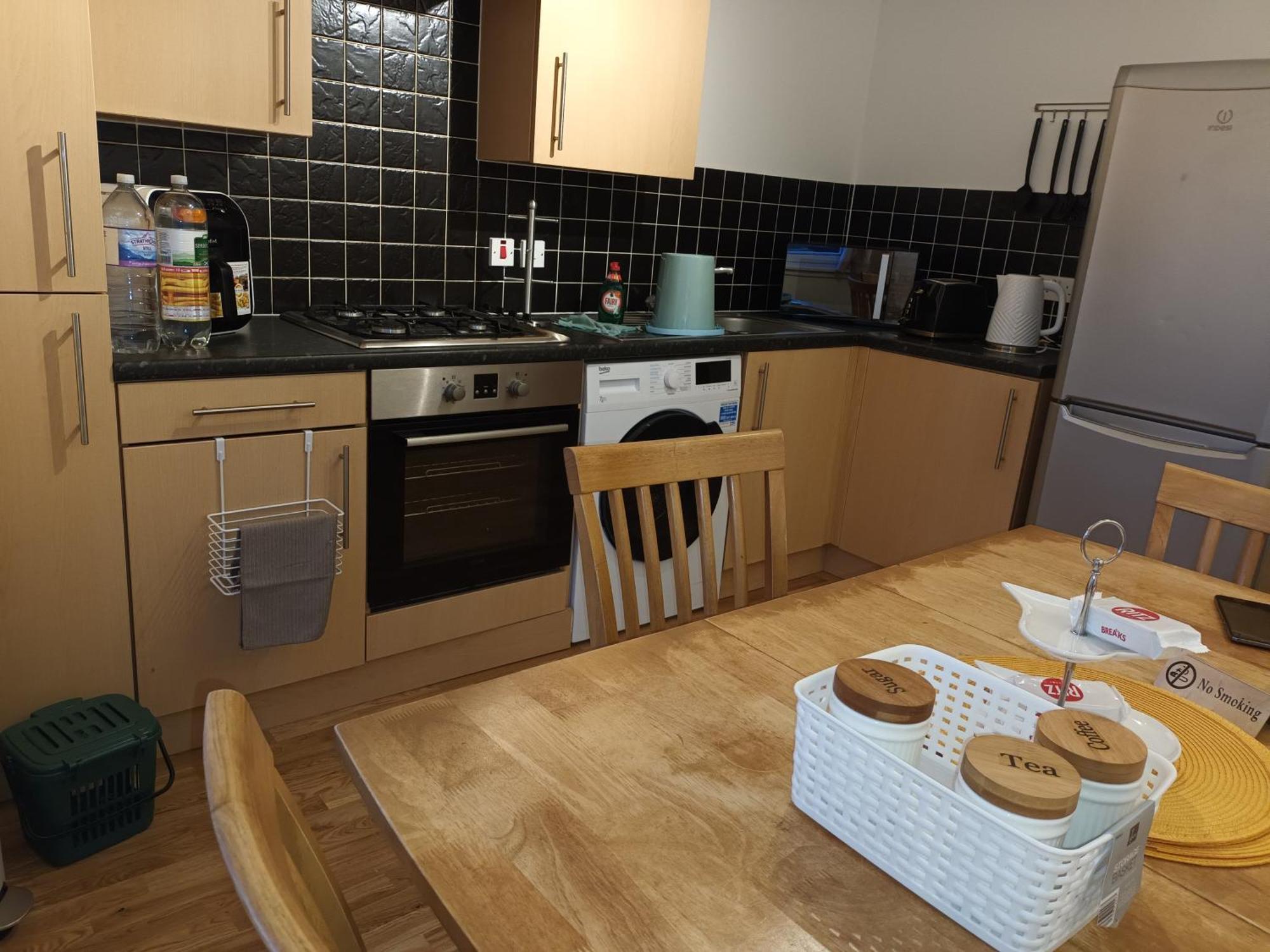 Spacious Elegant 2-Br Apartment In Aberdeen City Centre Exterior foto